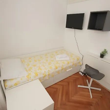 Апартаменты With Wifi - 14959 *