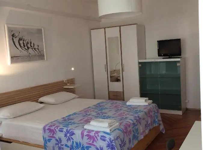 Lägenhet With Wifi - 14959