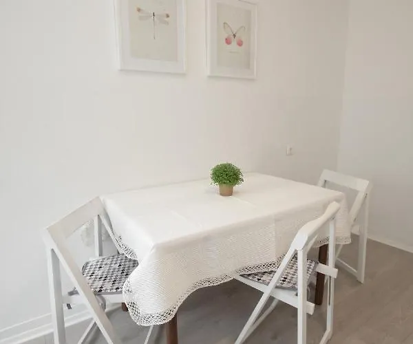 Lägenhet With Wifi - 14959